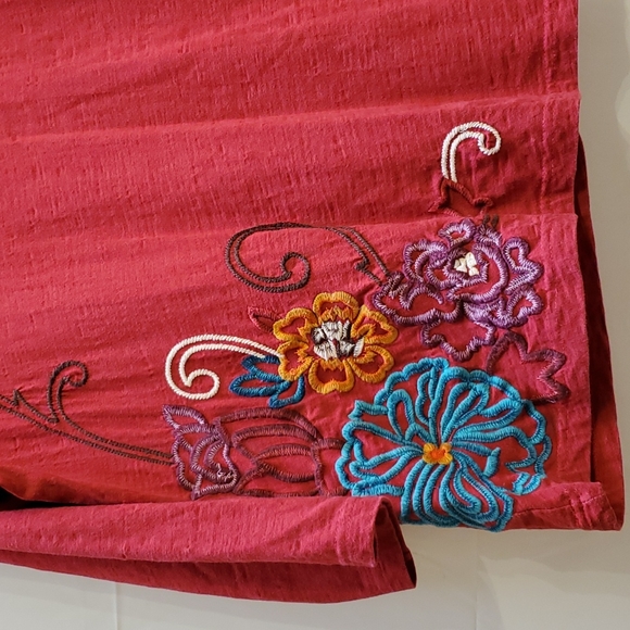 Life Style Embroidered Top - Picture 2 of 5